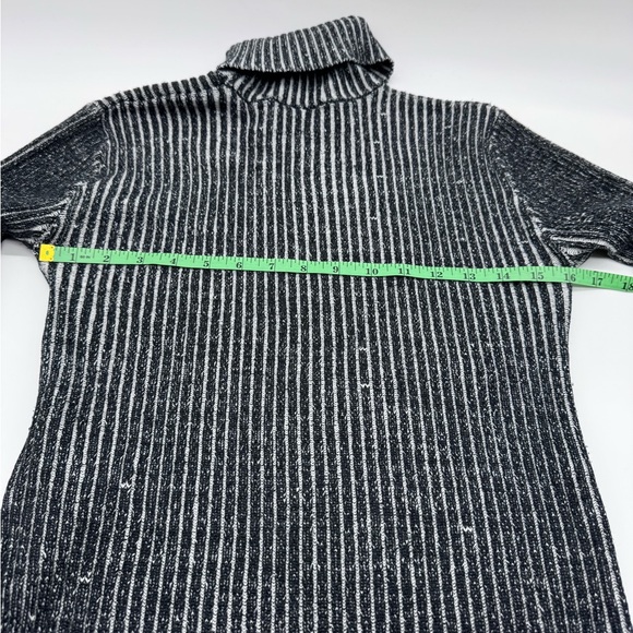 Revolve Cheap Monday Black and Gray‎ Ribbed Turtleneck Sweater, Size Medium - Picture 8 of 10